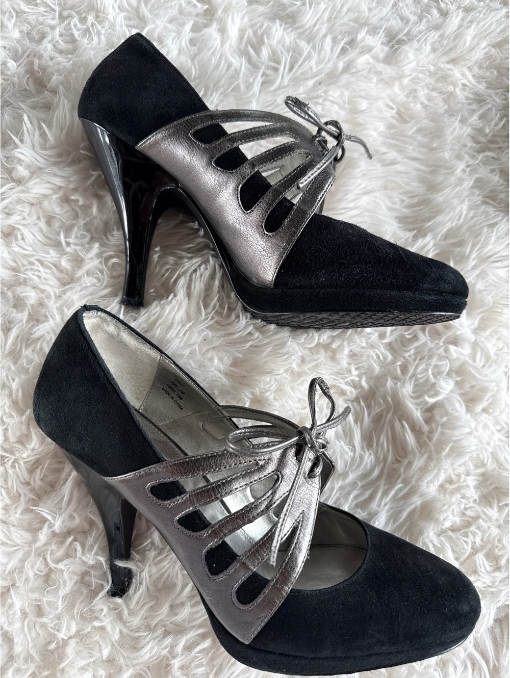 Calvin Klein Jive Black and Silver Suede Leather Heels Size 7M